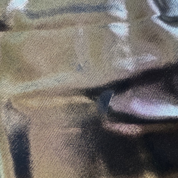 Rabbi & Nikki Off-Shoulder Top - Picture 4 of 4